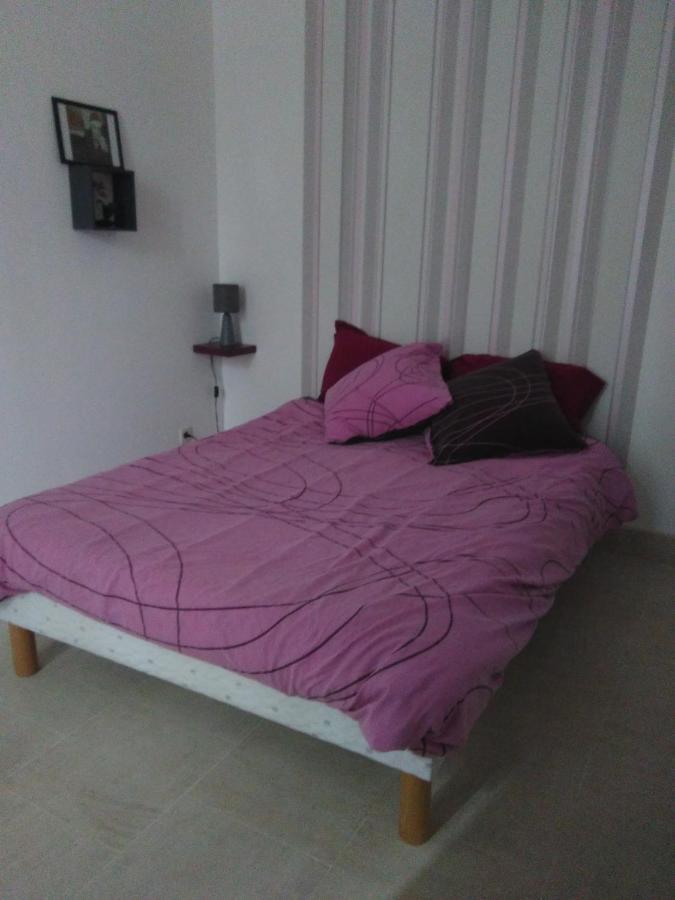 L'Etape Famille Apartment Estissac ภายนอก รูปภาพ